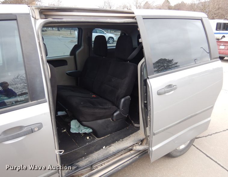 image for item KJ9499 2014 Dodge Grand Caravan  van
