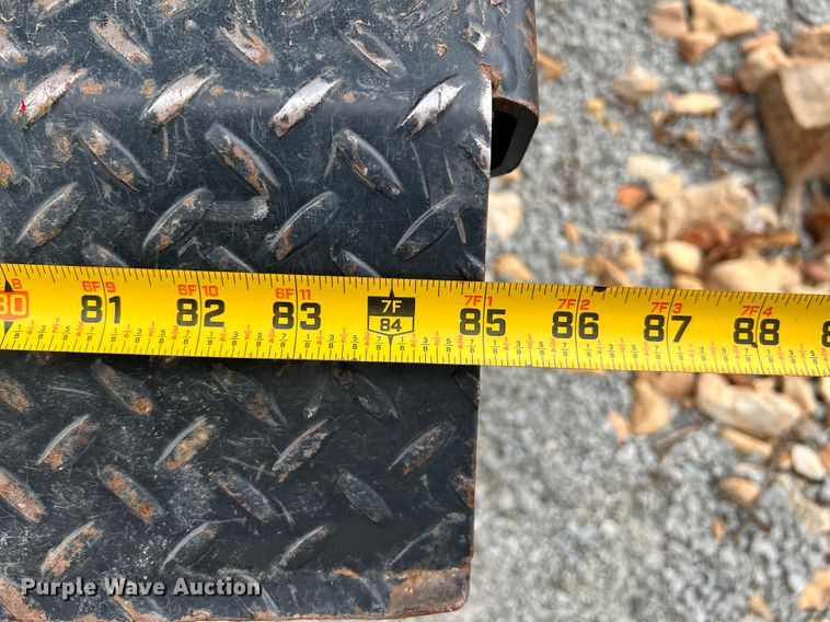 image for item KK9555 1991 Chevrolet 3500  box truck