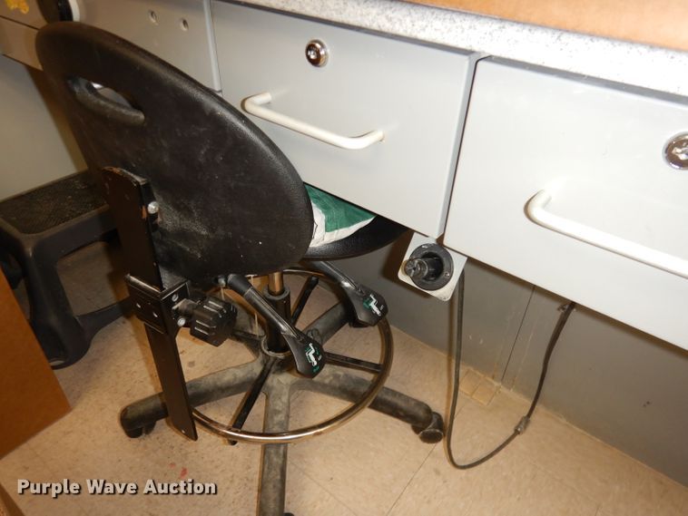 image for item KL9522 Dental work station