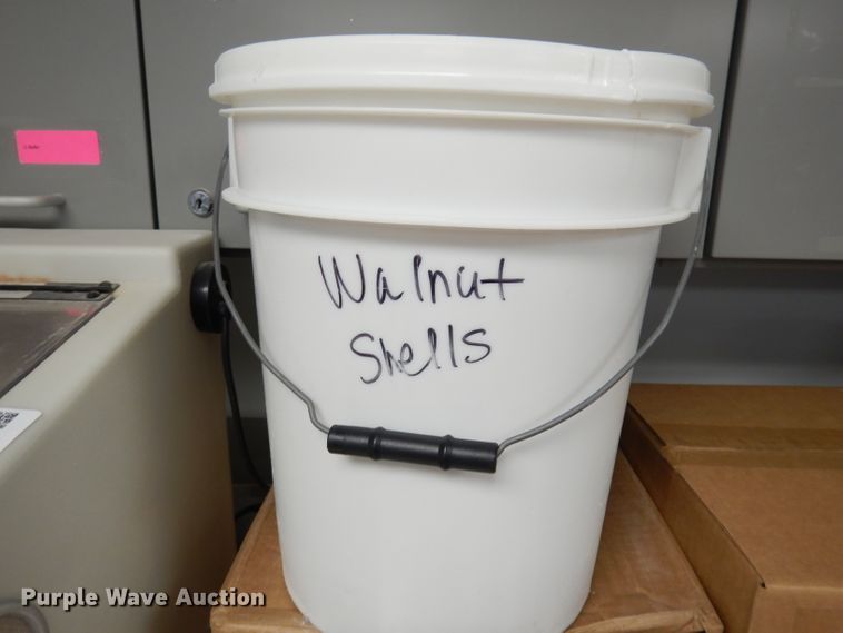 image for item KL9536 Sandshell XL walnut blaster