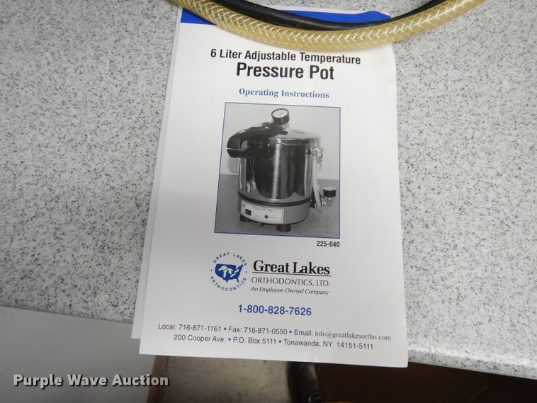 image for item KL9542 (2) Great Lakes 6LTR pressure pots