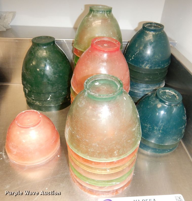 image for item KL9554 (44) mixing bowls