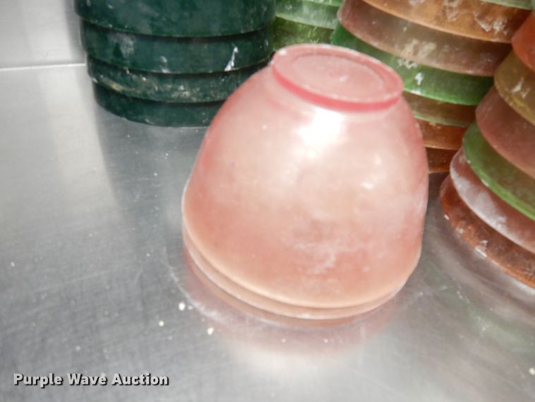 image for item KL9554 (44) mixing bowls