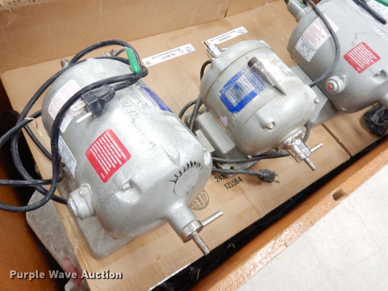 image for item KR9900 (4) Baldor lathes