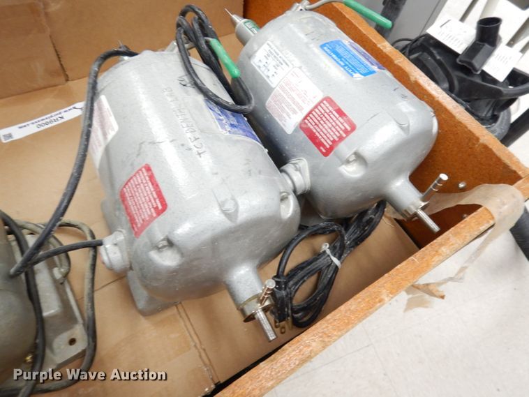 image for item KR9900 (4) Baldor lathes