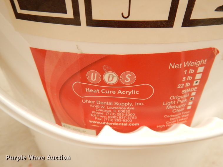 image for item KR9901 Partial 22 lbs bucket of heat cure acrylic