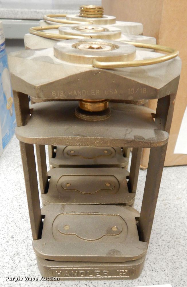 image for item KR9906 (3) Handler double flask presses