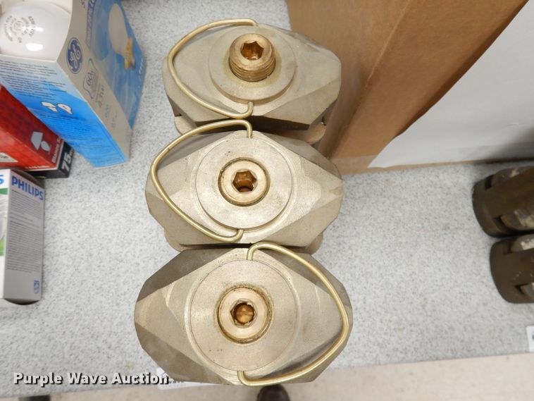 image for item KR9906 (3) Handler double flask presses