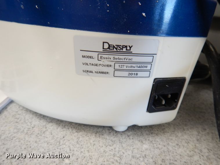 image for item KR9918 (3) vacuum machines