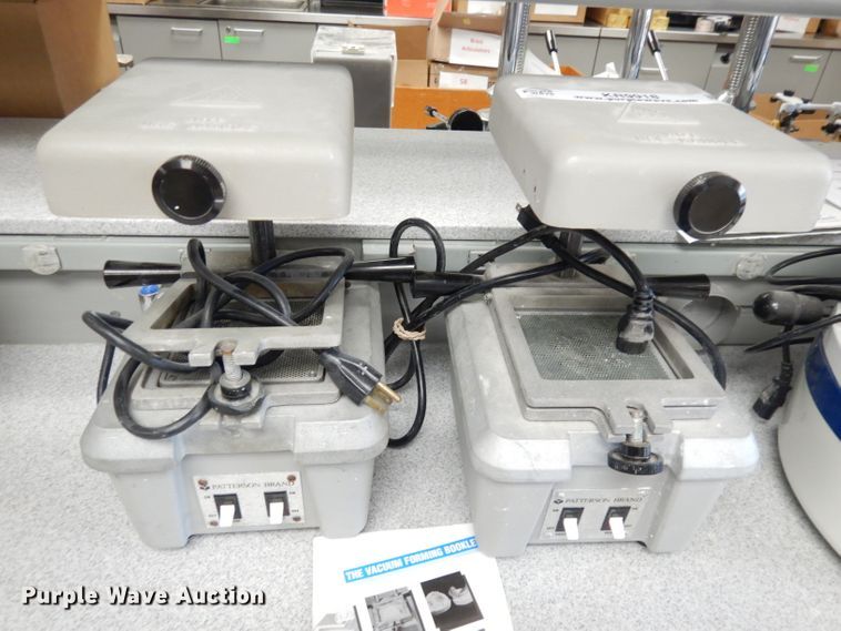 image for item KR9918 (3) vacuum machines