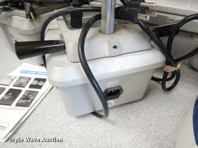 image for item KR9918 (3) vacuum machines