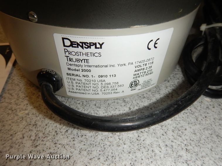 image for item KR9919 Triad 2000  light curing system