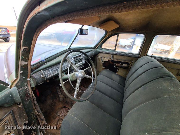 image for item DJ1601 1948 Chrysler  sedan