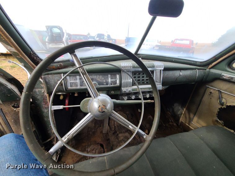 image for item DJ1601 1948 Chrysler  sedan