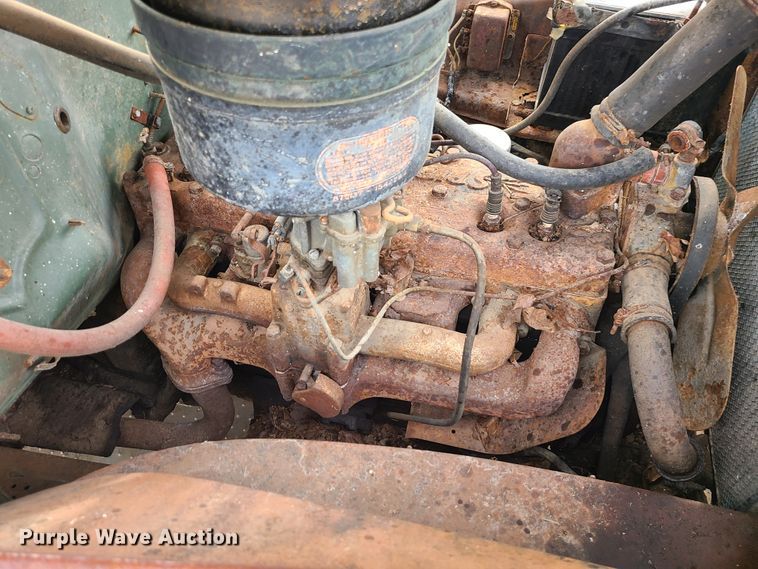 image for item DJ1601 1948 Chrysler  sedan