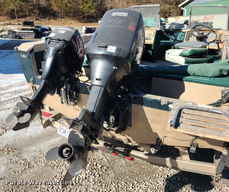 image for item DJ1691 2000 Lund Fisherman 1800  boat