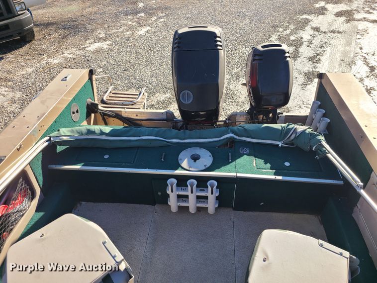 image for item DJ1691 2000 Lund Fisherman 1800  boat