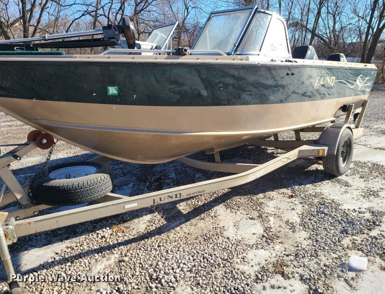 image for item DJ1691 2000 Lund Fisherman 1800  boat