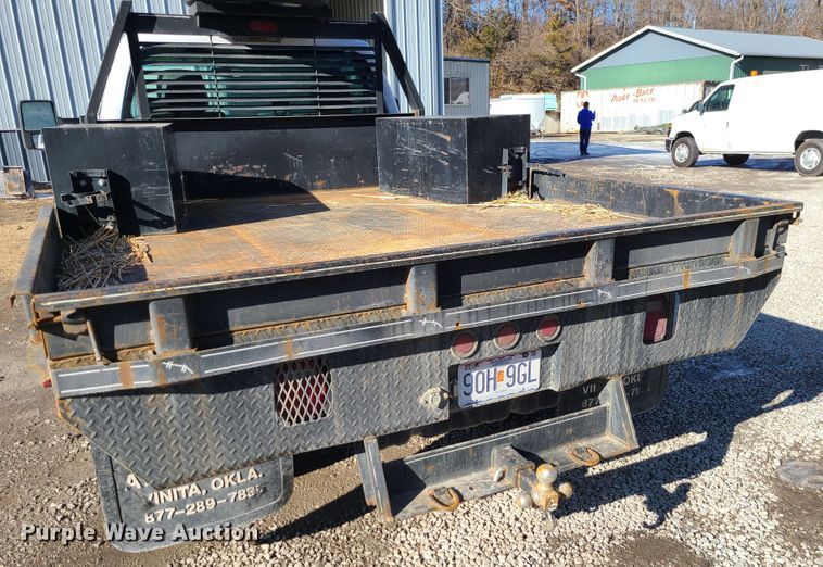 image for item DJ1695 2014 Ford F450 Super Duty  flatbed truck