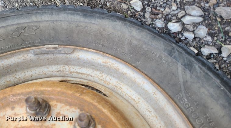 image for item DJ1695 2014 Ford F450 Super Duty  flatbed truck