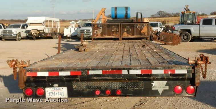 image for item DJ8084 2007 PJ  equipment trailer