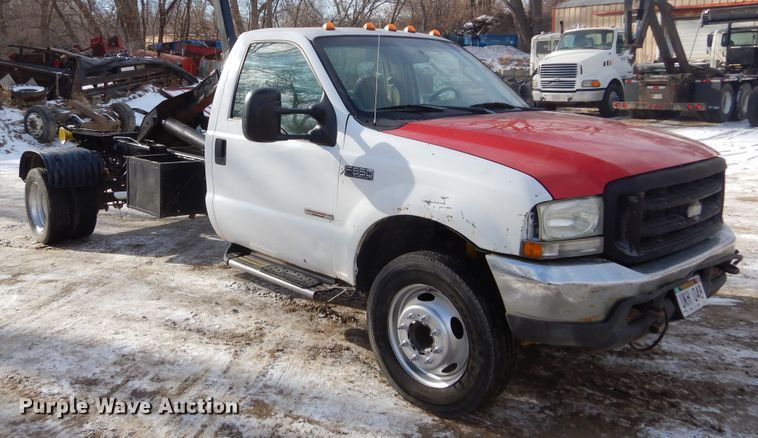 image for item DK3477 2004 Ford F550 Super Duty XL  hook lift truck