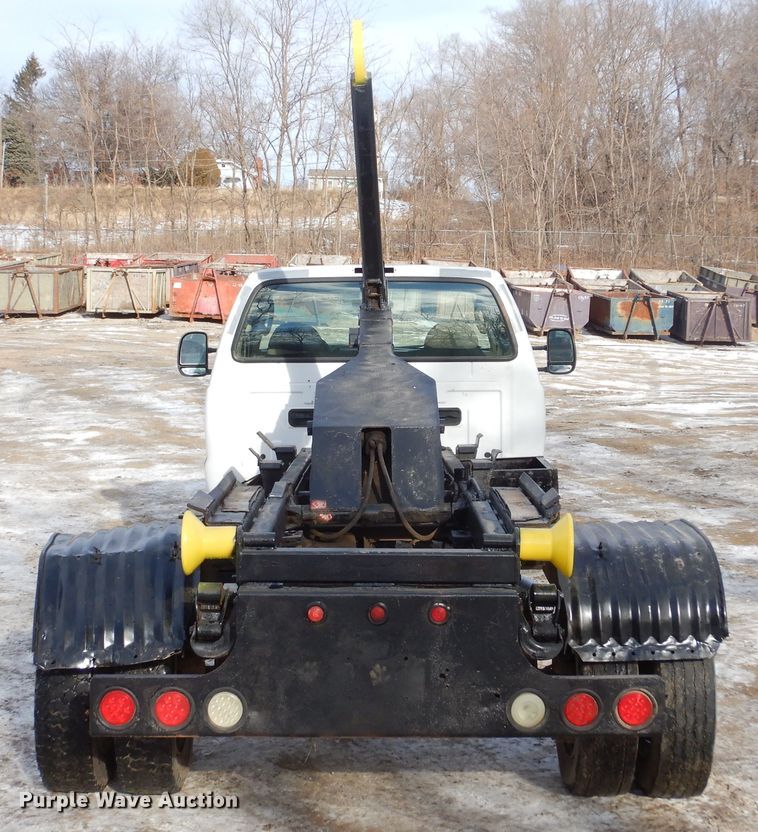 image for item DK3477 2004 Ford F550 Super Duty XL  hook lift truck