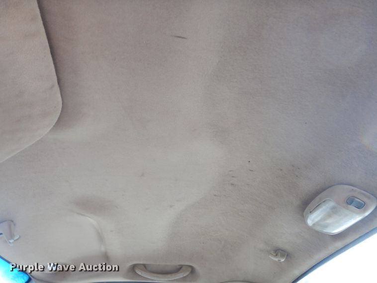 image for item DK3477 2004 Ford F550 Super Duty XL  hook lift truck