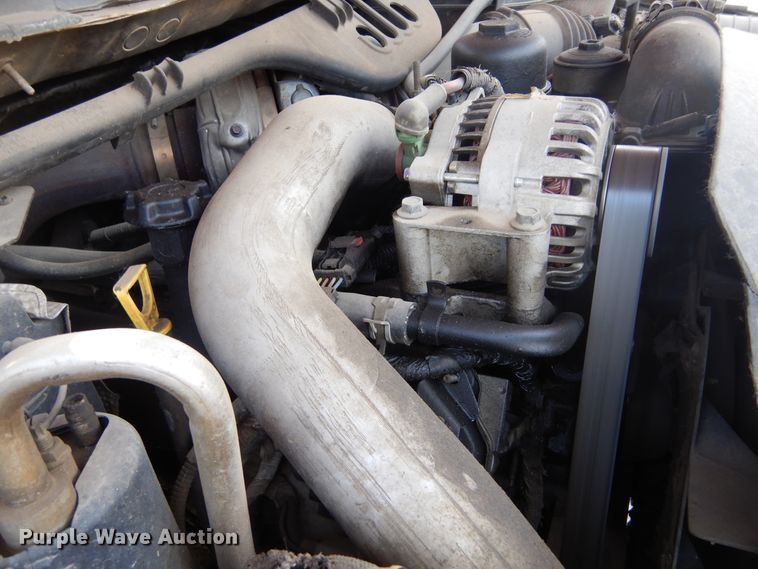 image for item DK3477 2004 Ford F550 Super Duty XL  hook lift truck