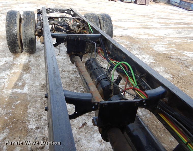 image for item DK3479 2005 Freightliner Business Class M2 106  truck cab and chassis