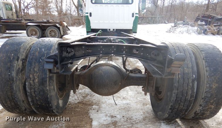 image for item DK3479 2005 Freightliner Business Class M2 106  truck cab and chassis