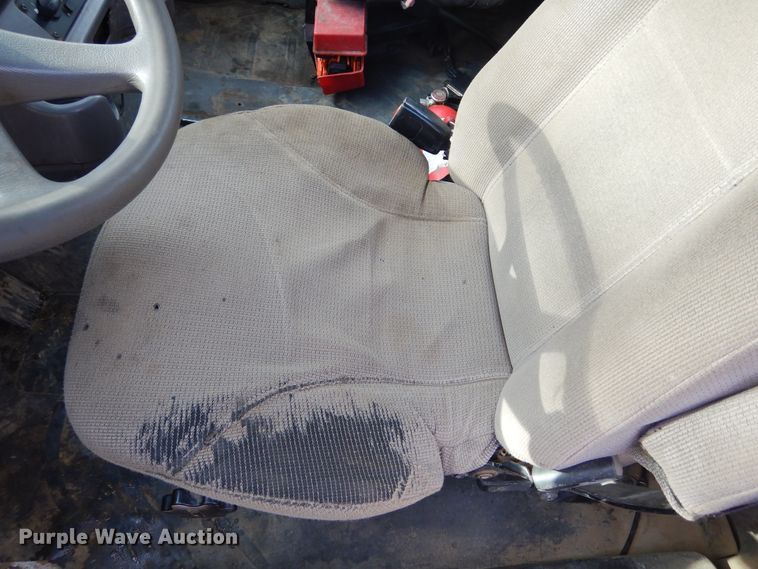 image for item DK3479 2005 Freightliner Business Class M2 106  truck cab and chassis