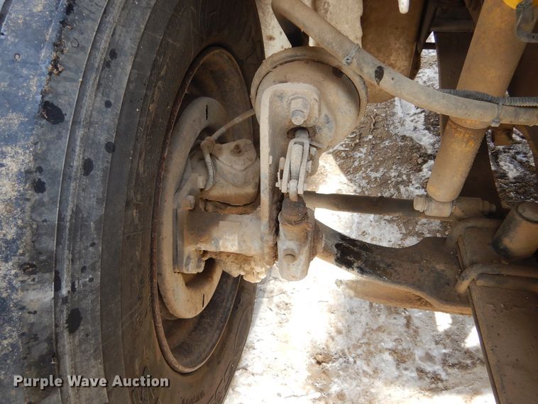 image for item DK3479 2005 Freightliner Business Class M2 106  truck cab and chassis