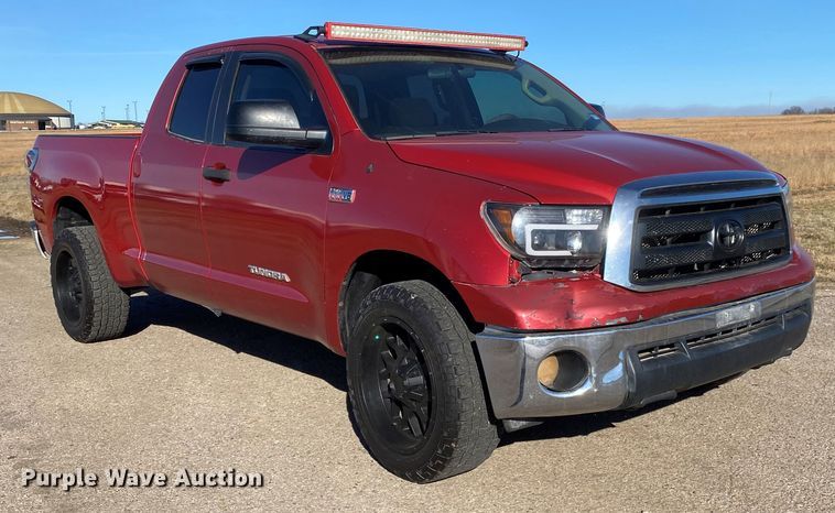 image for item DL6860 2011 Toyota Tundra  Double Cab pickup truck