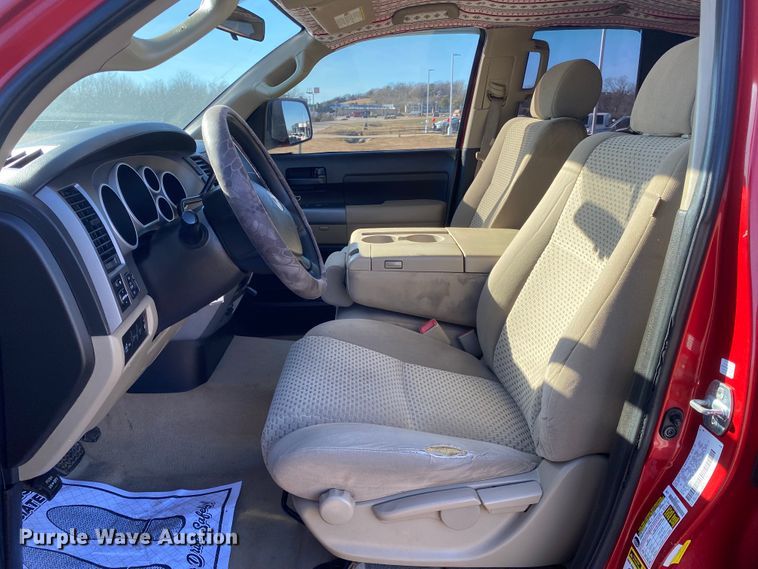 image for item DL6860 2011 Toyota Tundra  Double Cab pickup truck