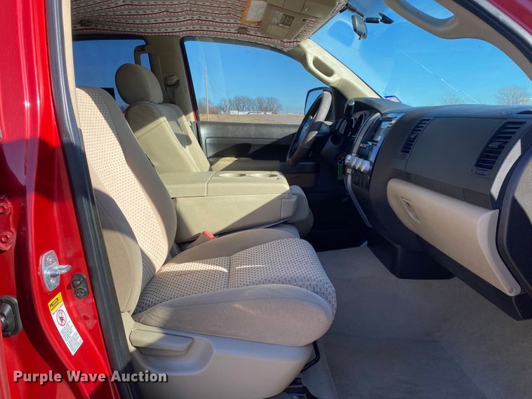 image for item DL6860 2011 Toyota Tundra  Double Cab pickup truck