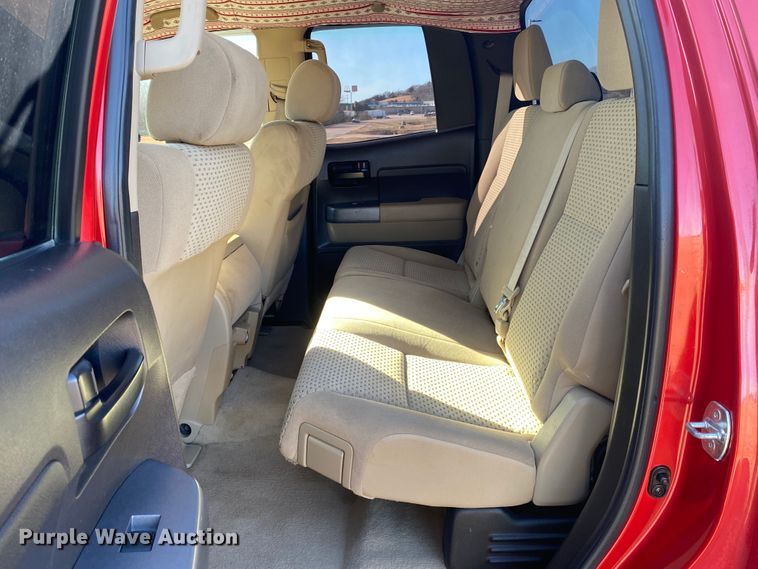 image for item DL6860 2011 Toyota Tundra  Double Cab pickup truck