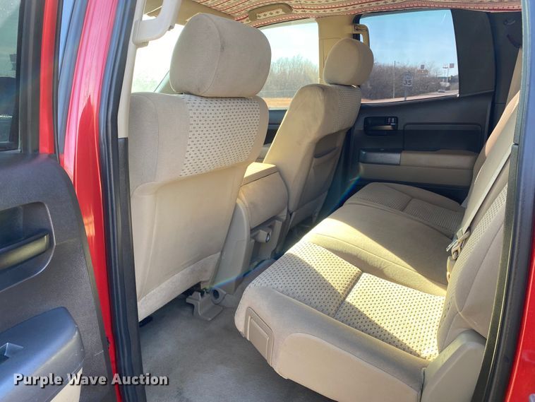 image for item DL6860 2011 Toyota Tundra  Double Cab pickup truck