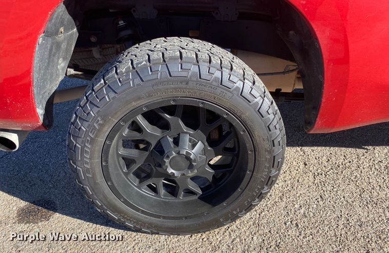 image for item DL6860 2011 Toyota Tundra  Double Cab pickup truck