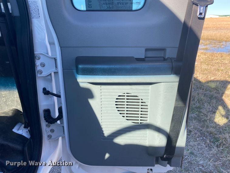 image for item DL6861 2015 Ford F550 Super Duty  SuperCab truck cab and chassis