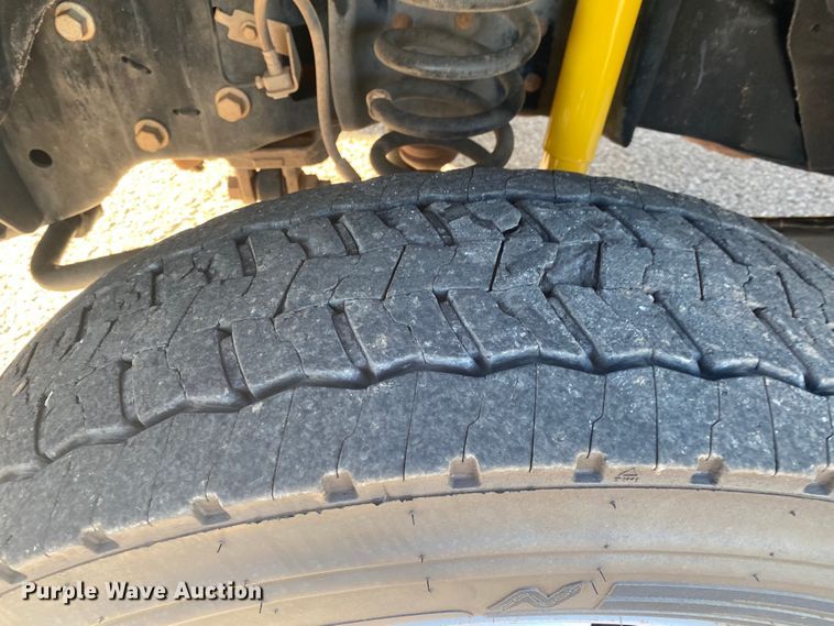 image for item DL6861 2015 Ford F550 Super Duty  SuperCab truck cab and chassis