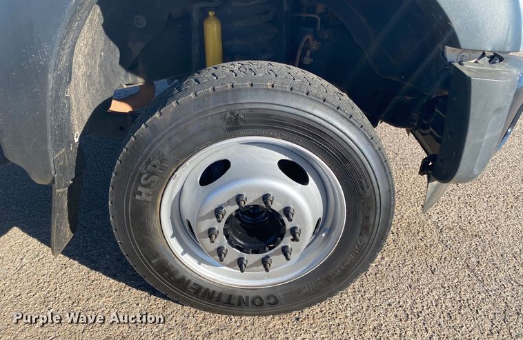 image for item DL6861 2015 Ford F550 Super Duty  SuperCab truck cab and chassis