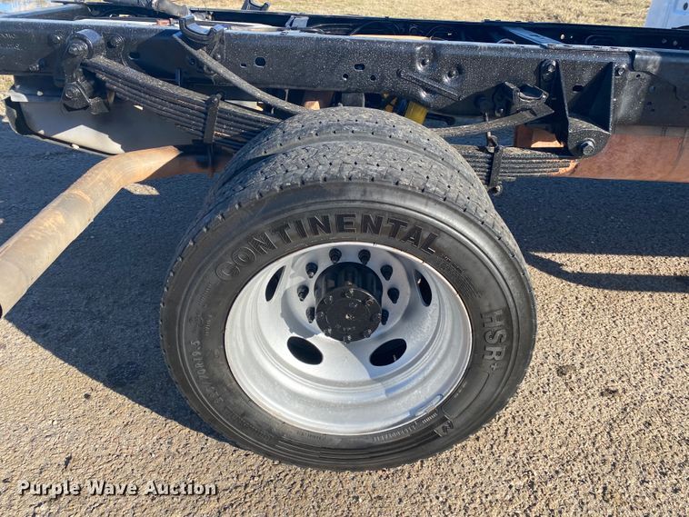 image for item DL6861 2015 Ford F550 Super Duty  SuperCab truck cab and chassis