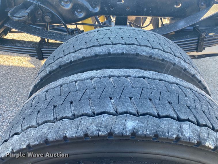 image for item DL6861 2015 Ford F550 Super Duty  SuperCab truck cab and chassis