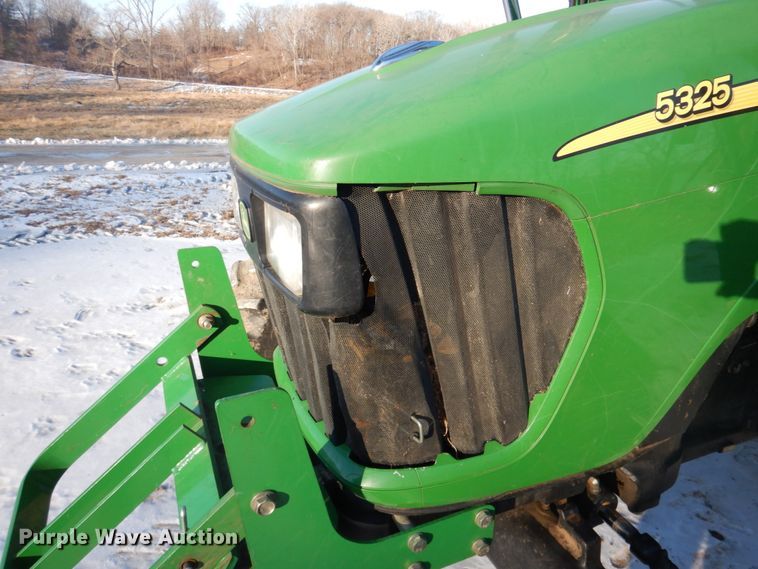 image for item DN2653 2005 John Deere 5325  MFWD tractor