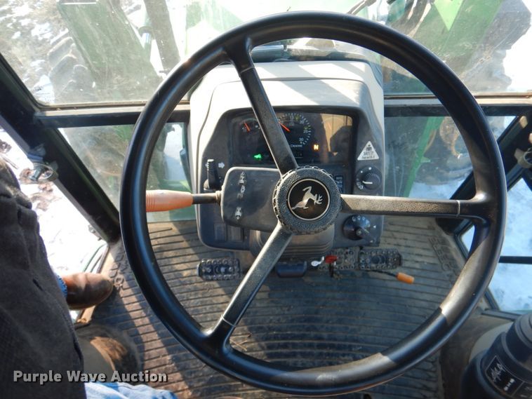 image for item DN2653 2005 John Deere 5325  MFWD tractor