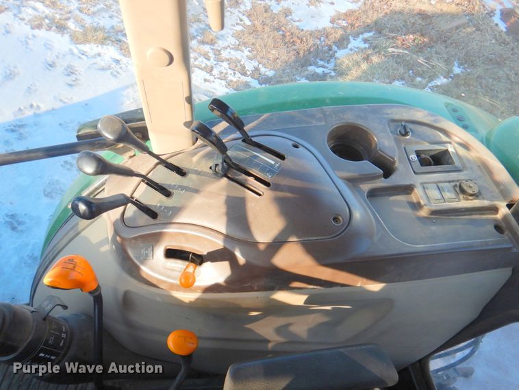 image for item DN2653 2005 John Deere 5325  MFWD tractor