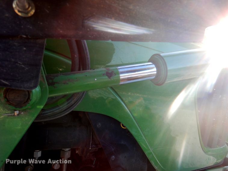 image for item DN2653 2005 John Deere 5325  MFWD tractor