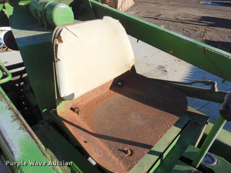 image for item DN2673 John Deere 70  skid steer loader