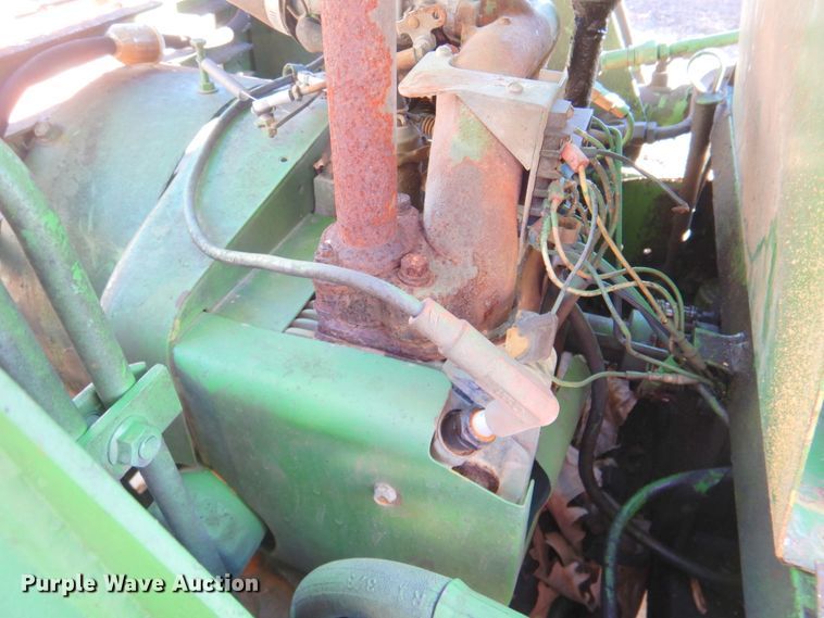 image for item DN2673 John Deere 70  skid steer loader